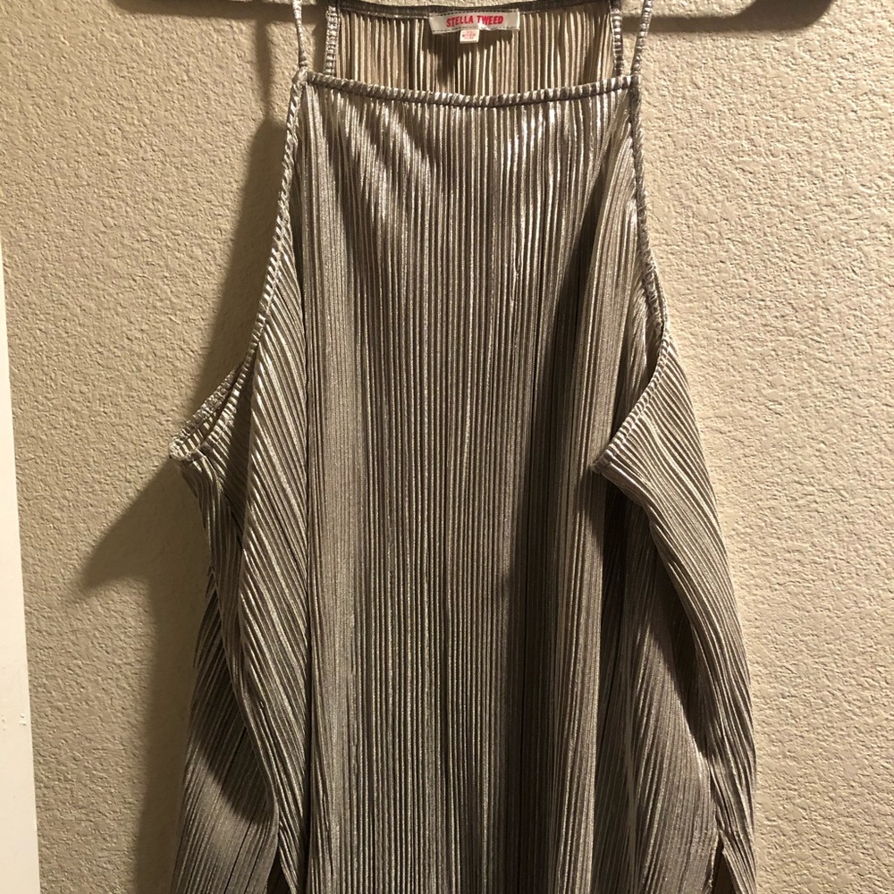 Metallic silver blouse. - Picture 2 of 2